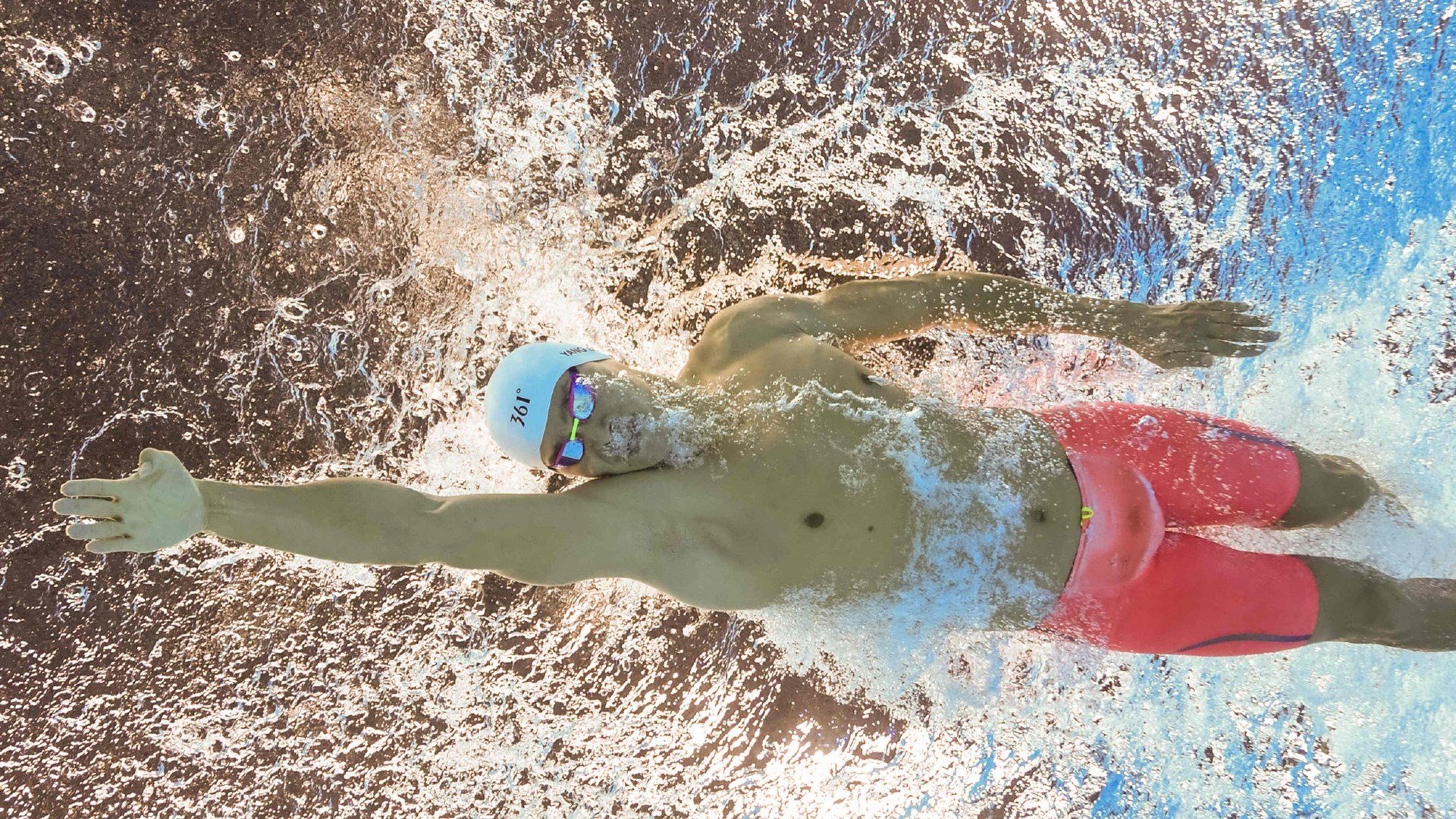 “家长与孩子同跑，牛仔3K亲子跑带来欢乐无限”